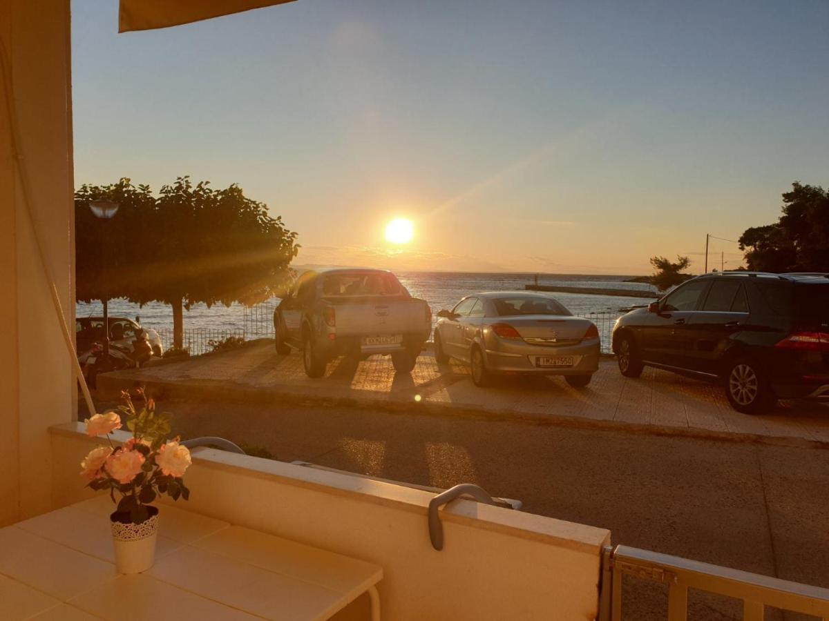نيوس مارماراس Sunset_Apartments Only 15 Meters From The Sea المظهر الخارجي الصورة
