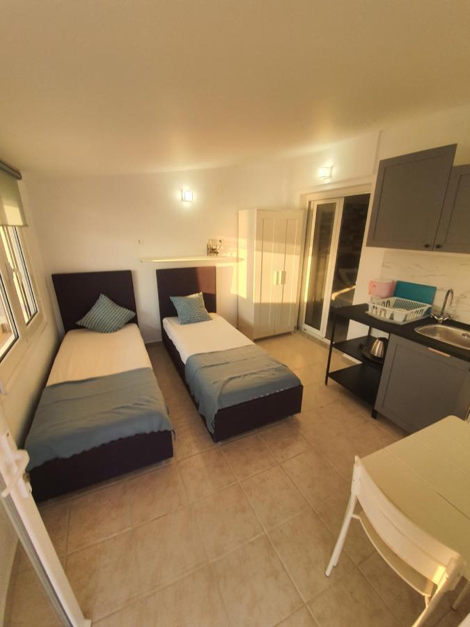 نيوس مارماراس Sunset_Apartments Only 15 Meters From The Sea المظهر الخارجي الصورة